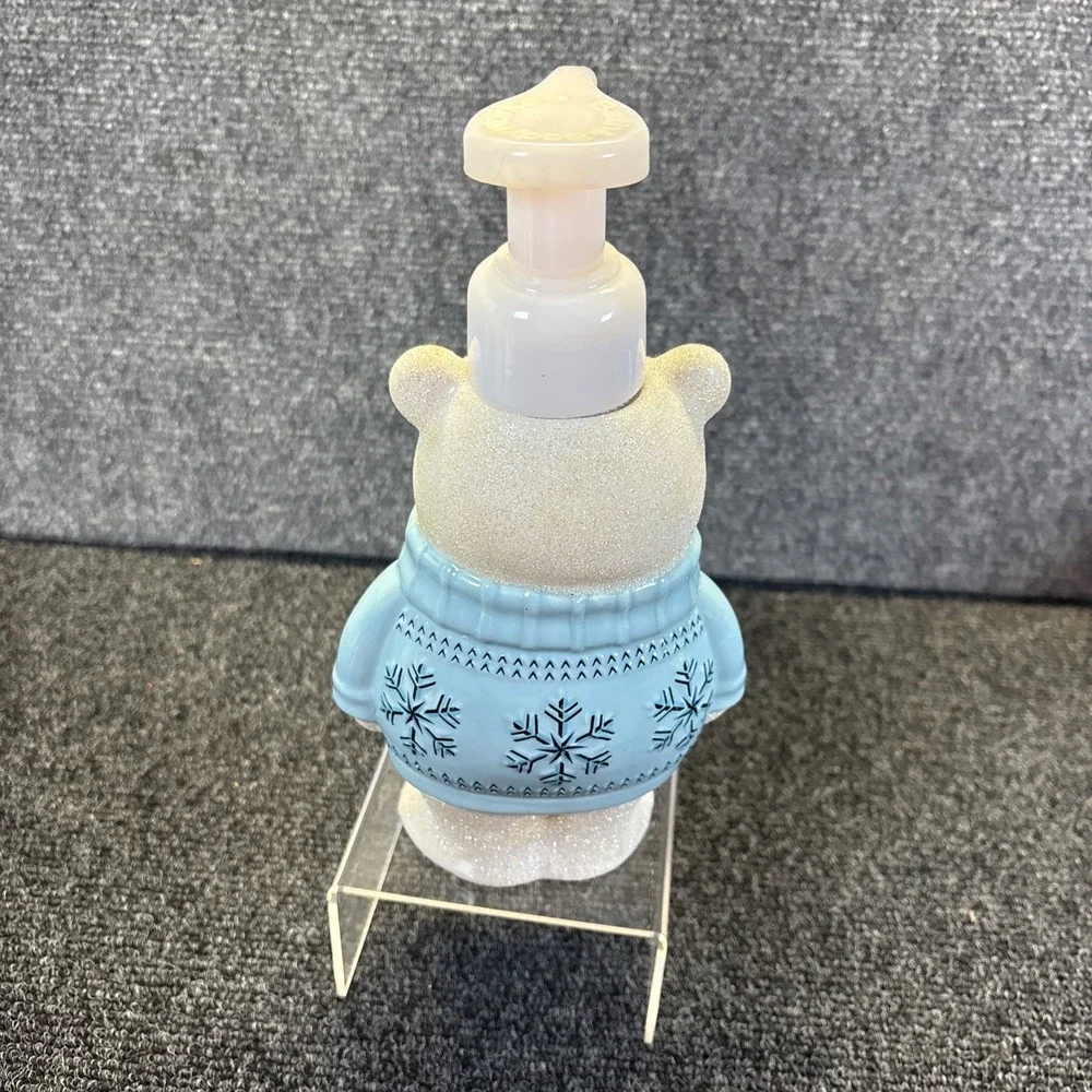 Bath & Body Works~Polar Bear Soap Dispenser~Blue Sweater/Ceramic/Glitter